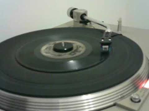 Dandy  – Move Your Mule / Reggae Me This