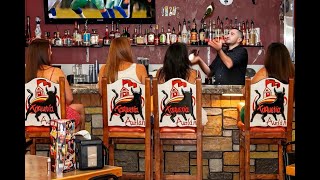 Taqueria Autlan social