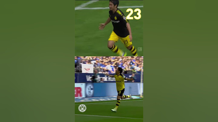 Kagawa scoring the same goal twice 🤯