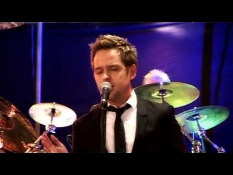 Derek Ryan Singing Cry At Tracey & Joes Wedding 