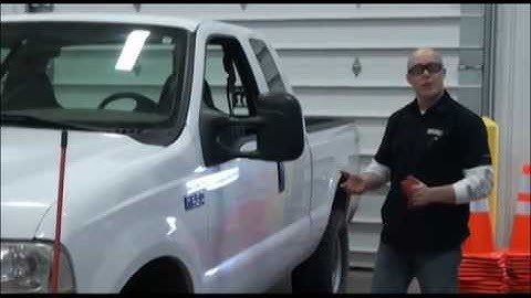 How to Change Your Snowplow Hydraulic Fluid