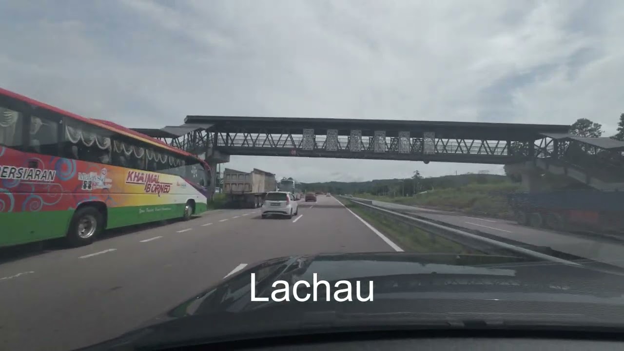 Perjalanan Dari Kuching Ke Bakun Amat Menyenangkan