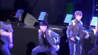 {FANCAM} EXO-M 'Overdose' 2014 Korean Music Festival [LAY FOCUSED]