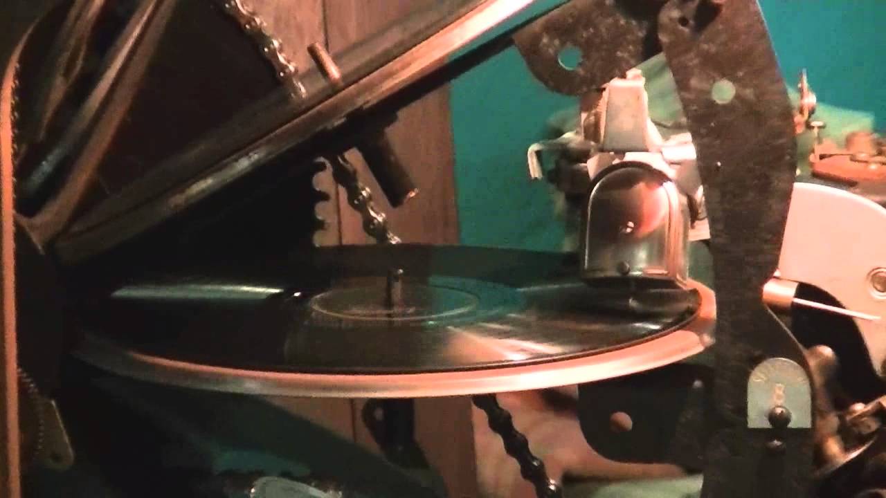 Leadbelly Pick A Bale of Cotton. Just playing my 1936 Mills Do Re Mi