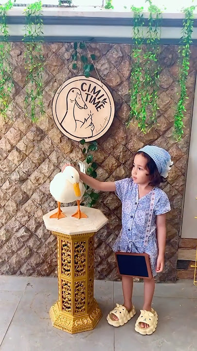Makan bareng Bebek #makan #duck #bebek #happy #kidsvideo #kidsfriendly #fun #cute #malang #shorts