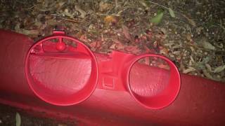 Red insert on Jaguar S type headlight
