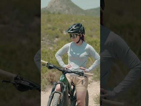 🥵 The BEST invention for hot summer rides! (Cooling Bike Shirt!)