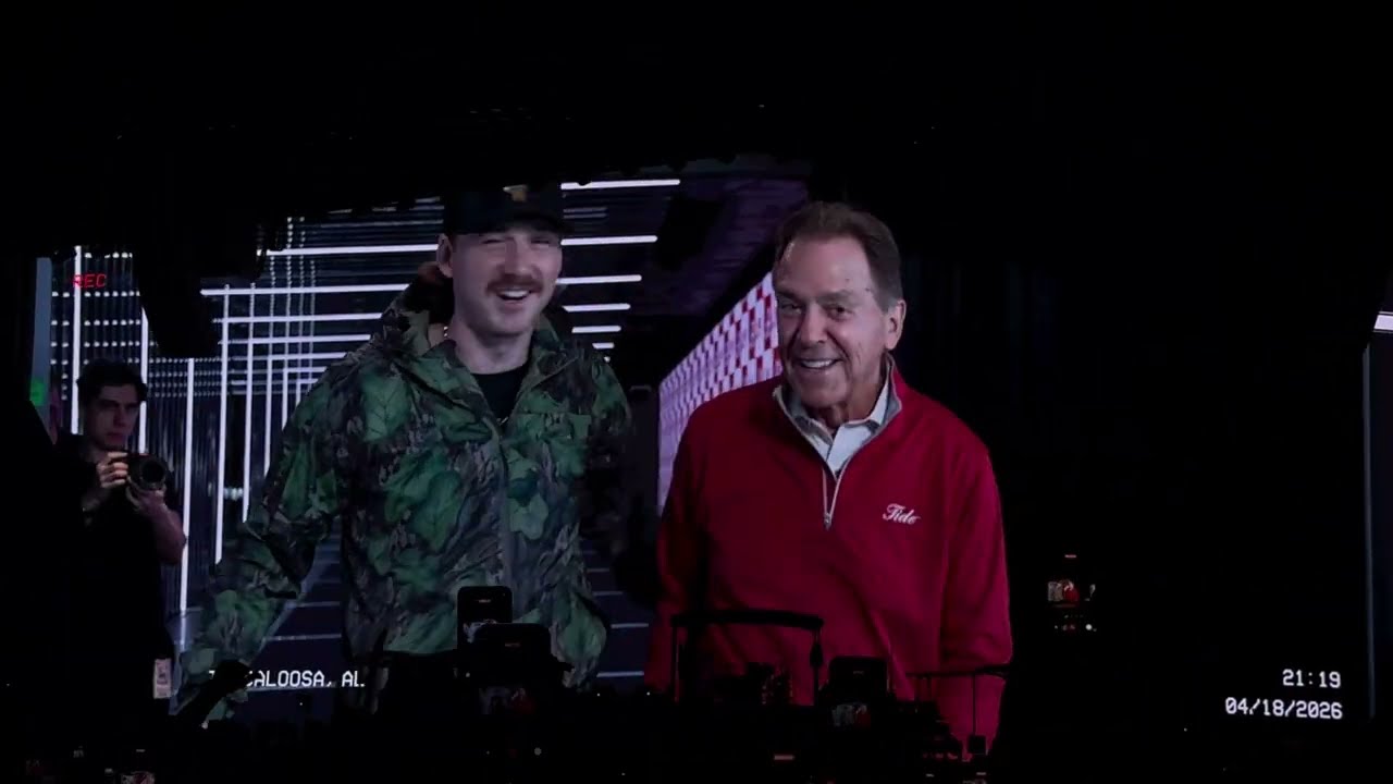 Tonton Morgan Wallen Full Walkout with Nick Saban at Bryant-Denny Stadium 4/18/26 | 4K di YouTube Tonton Morgan Wallen Full Walkout with Nick Saban at Bryant-Denny Stadium 4/18/26 | 4K di YouTube