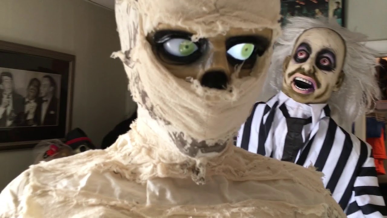 Gemmy Life Size Animated Mummy Youtube