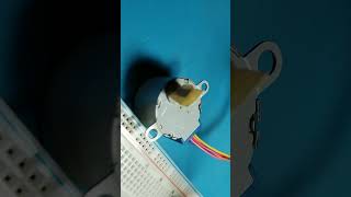 ME/EE106 Pico/MicroPython DRV8834 + 28BYJ-48stepper  phase plot