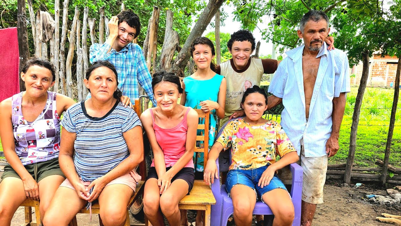 FAMÍLIA ESPECIAL FICARAM MUITO FELIZES COM AS AJUDA QUE ELES GANHARAM