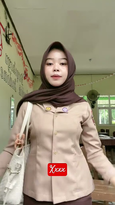 Rok pramuka ketat licin