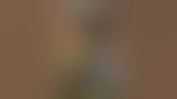 راعية البقر تمتص قضيب الحصان روعة 