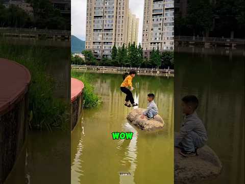 لقد علقوا في النهر أطرف عملية إنقاذ على الإطلاق 