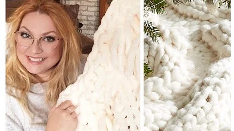 Get Crafty with DIY Trending Chunky Knit Christmas Tree Skirt