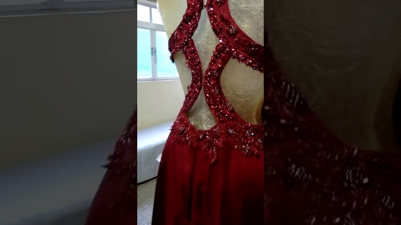 vestido marsala bordado com pedrarias