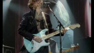 Eric Clapton - Wonderful Tonight [Live Edit] chords