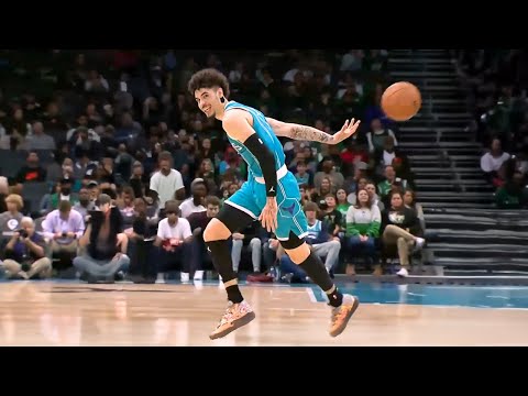 LaMelo Ball plays