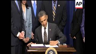 President Barack Obama has signed legislation barring members of Congress, the president and thousan