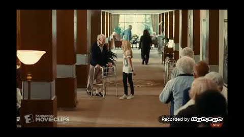 Rodrick rules clip:in the ladies room