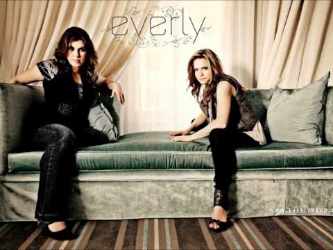 Bethany Joy Galeotti - Everly - Flying Machine with lyrics