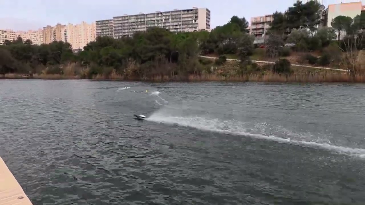 Traxxas Disruptor 4S Hot Racing en lipo CNHL