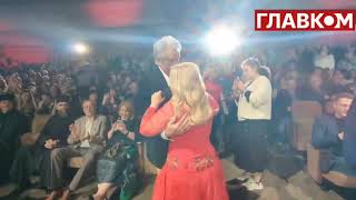 Ющенко станцював у палаці "Україна" з Народною артисткою Білозір