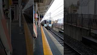 JR東日本長野支社の中央本線の塩尻駅から幕式普通列車塩山行きが発車する