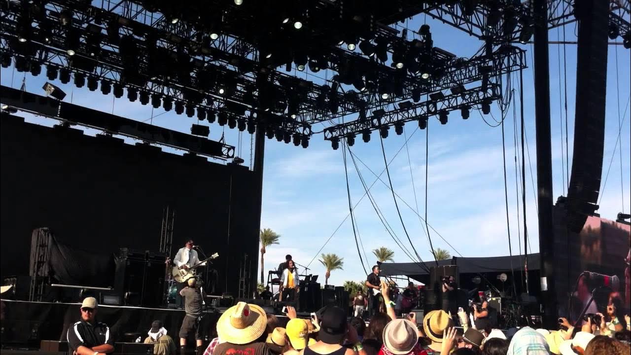 Cafe Tacuba @ Coachella 4.13.13 - "Ingrata" Cafe Tacuba @ Coachella 4.13.13 - "Ingrata"