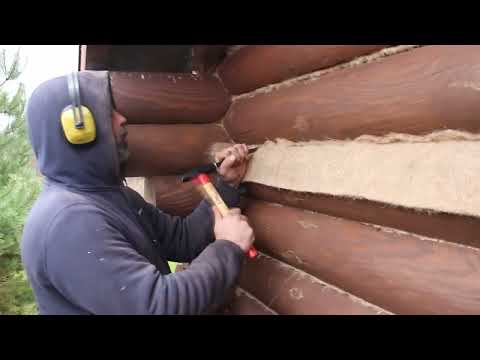 How and What to Use to Seal Gaps in a House — Sealing Gaps, Caulking a Log House, How to Caulk a ...