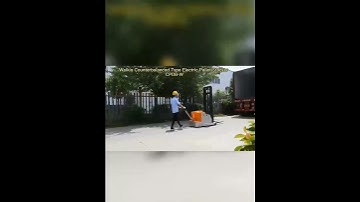 ELECTRIC STACKER OPERATION VIDEO  #transportation #machine #forklift#warehouse