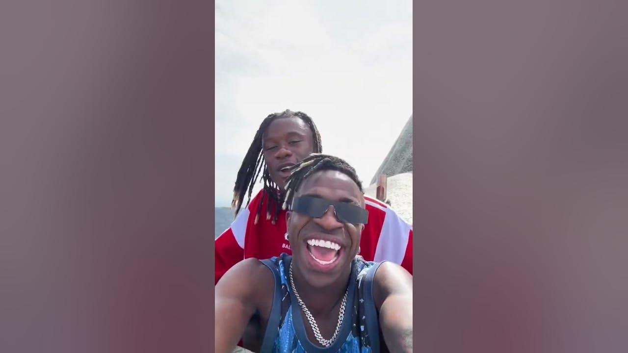 Vini Jr & and Camavinga enjoy their holidays together 🫂 #shorts