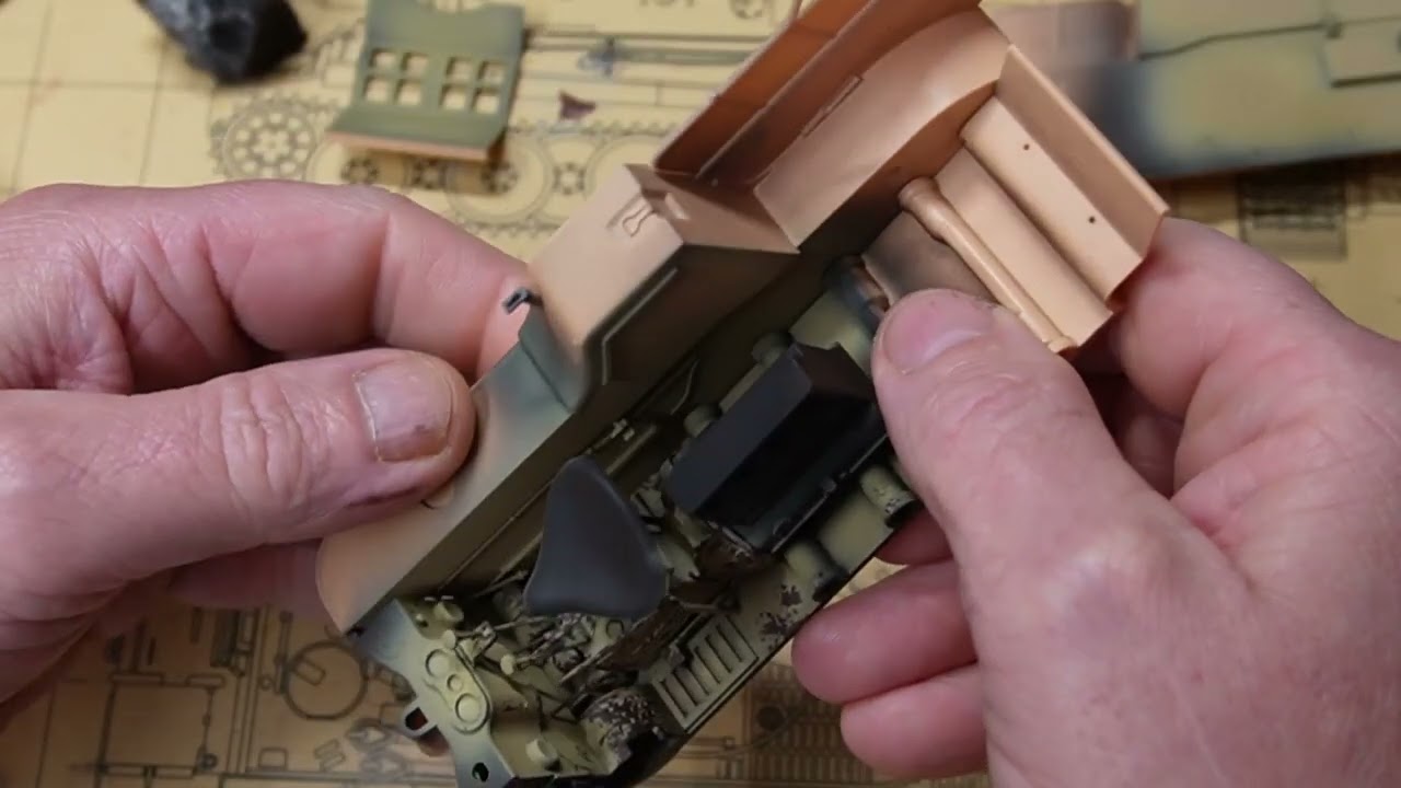 freedom model kit 1/16 sd.kfz.2 kettenkraftrad part 2