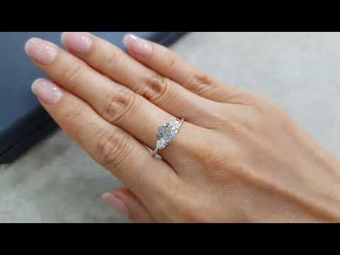 Untreated white sapphire in pear cut 1.03 ct, Madagascar Video  № 1