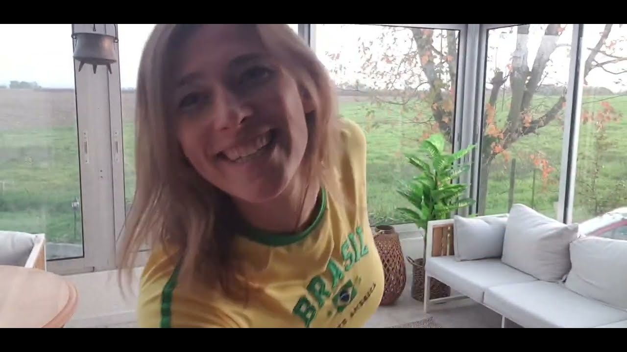 Apprends une Chorégraphie de Samba Facile 💃 Devient Élégante & Sensuelle