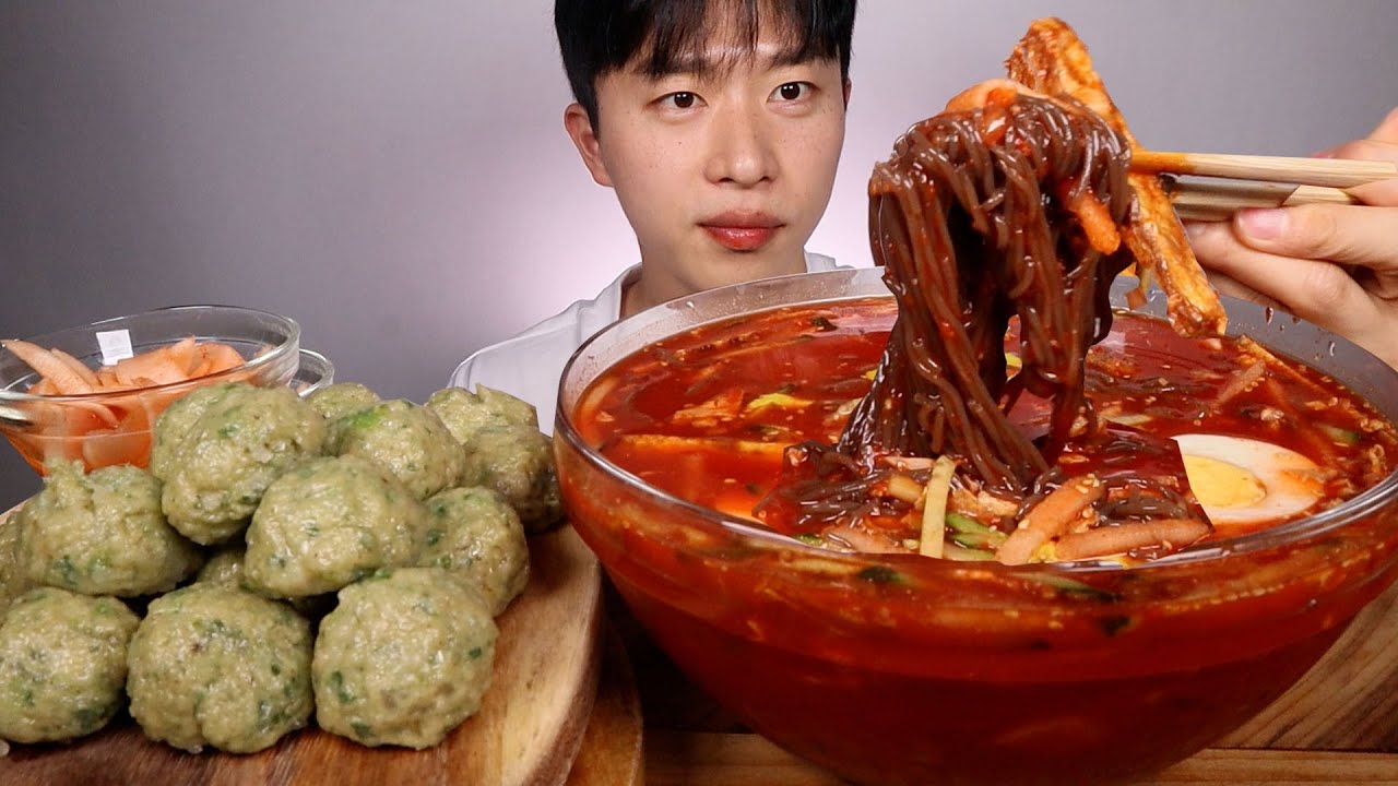 정밀면옥,, 육전 물비빔냉면 굴림만두 먹방! ASMR MUKBANG Naengmyeon Dumpling EATING SHOW