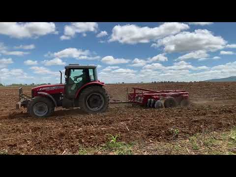 Preparing the field to plant corn, 2026 harvest! Adustina, Sertão region of Bahia.