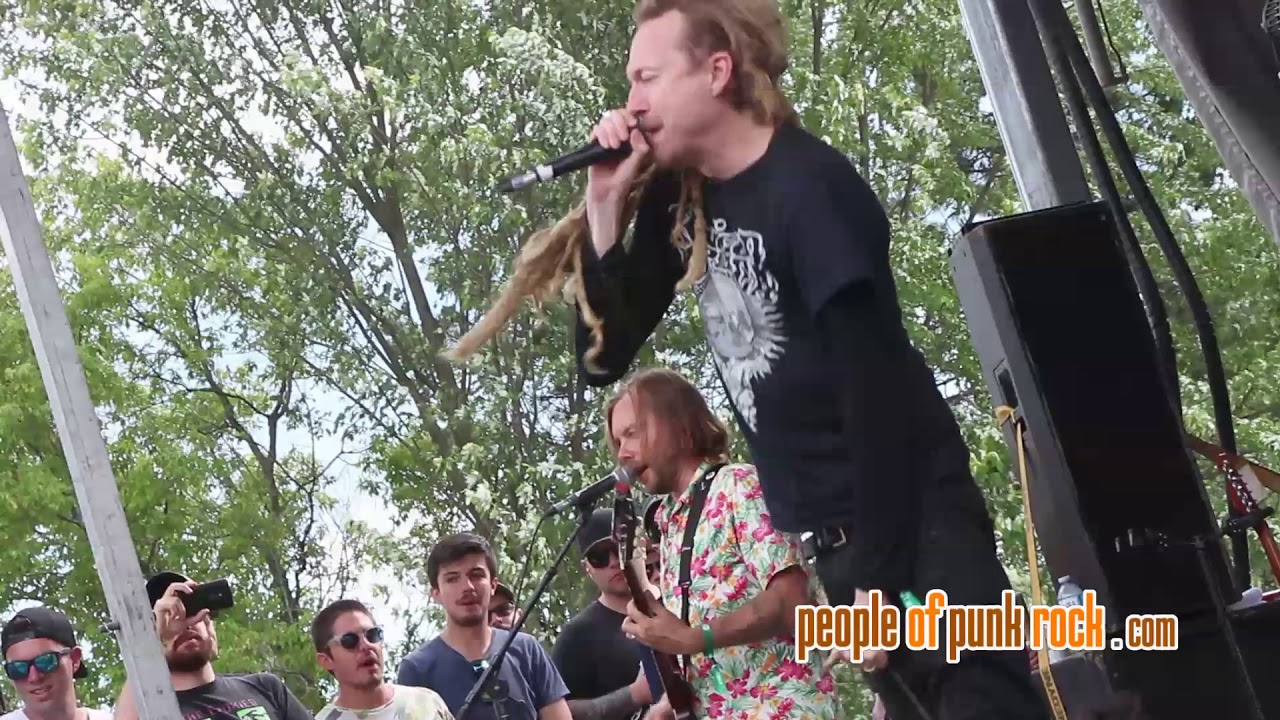 FRENZAL RHOMB - When My Baby Smiles At Me I Go To Rehab @ Rockfest, Montebello QC - 2017-06-24