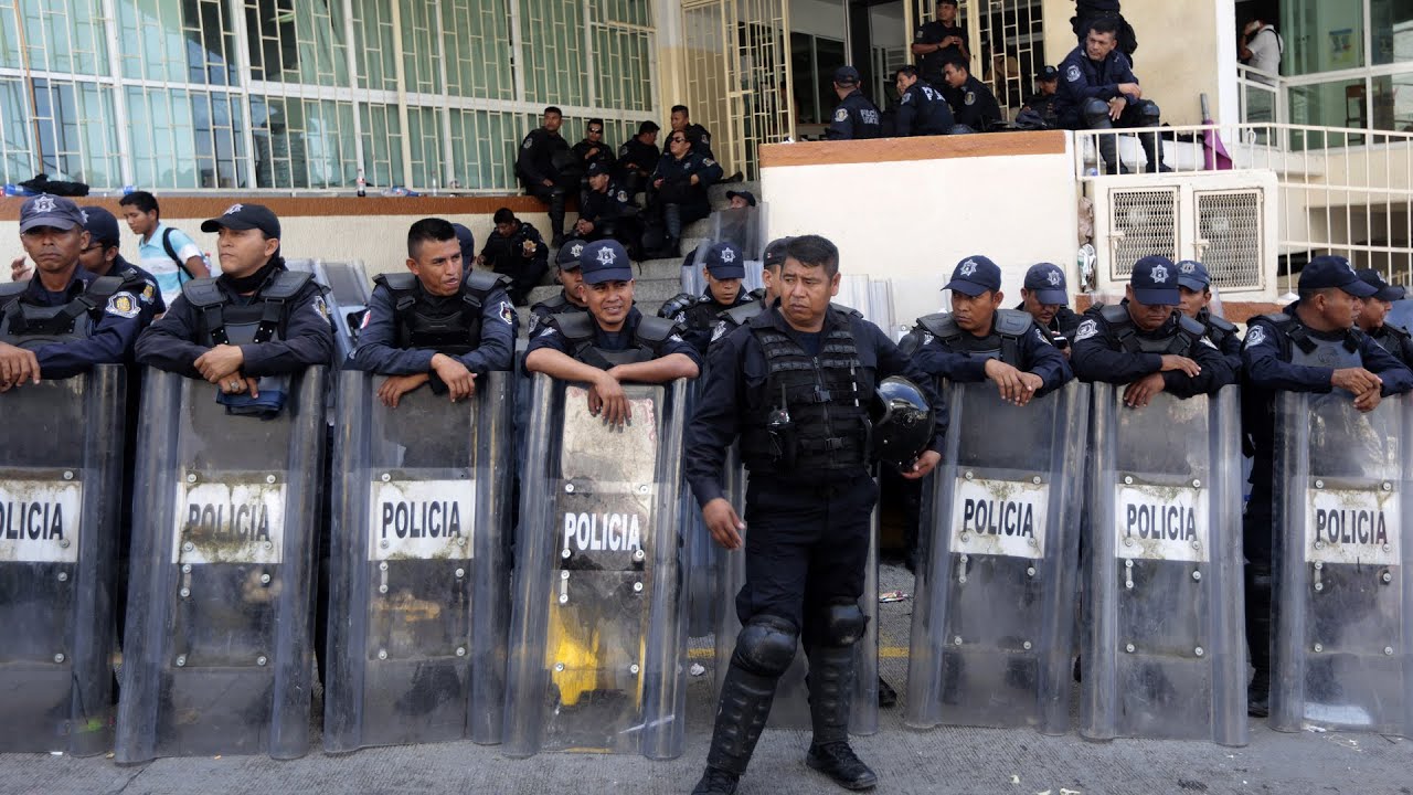 Gobierno mexicano desmintió un reporte oficial sobre los 43 normalistas