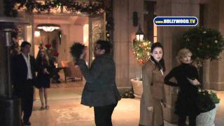 EXCLUSIVE: Lionel Richie "Having a Ball" With Nicole's Wedding Prep
