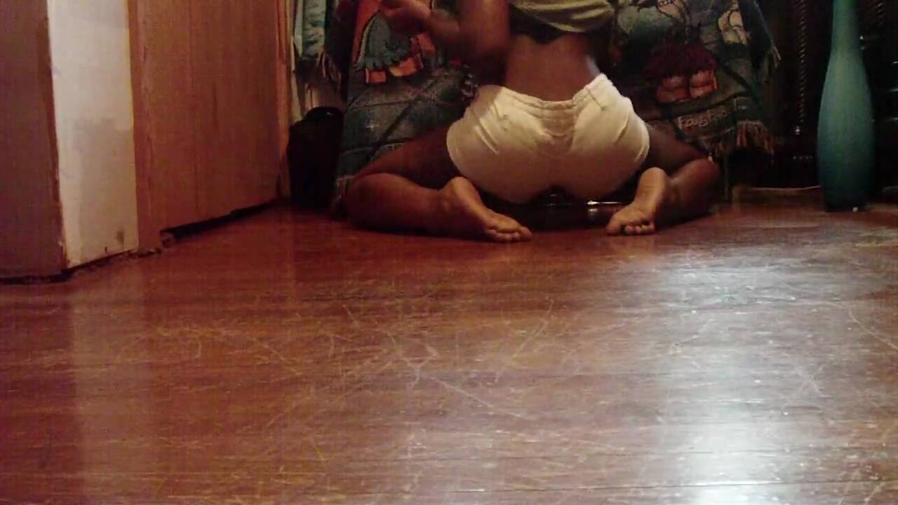 she thirsty - YouTube