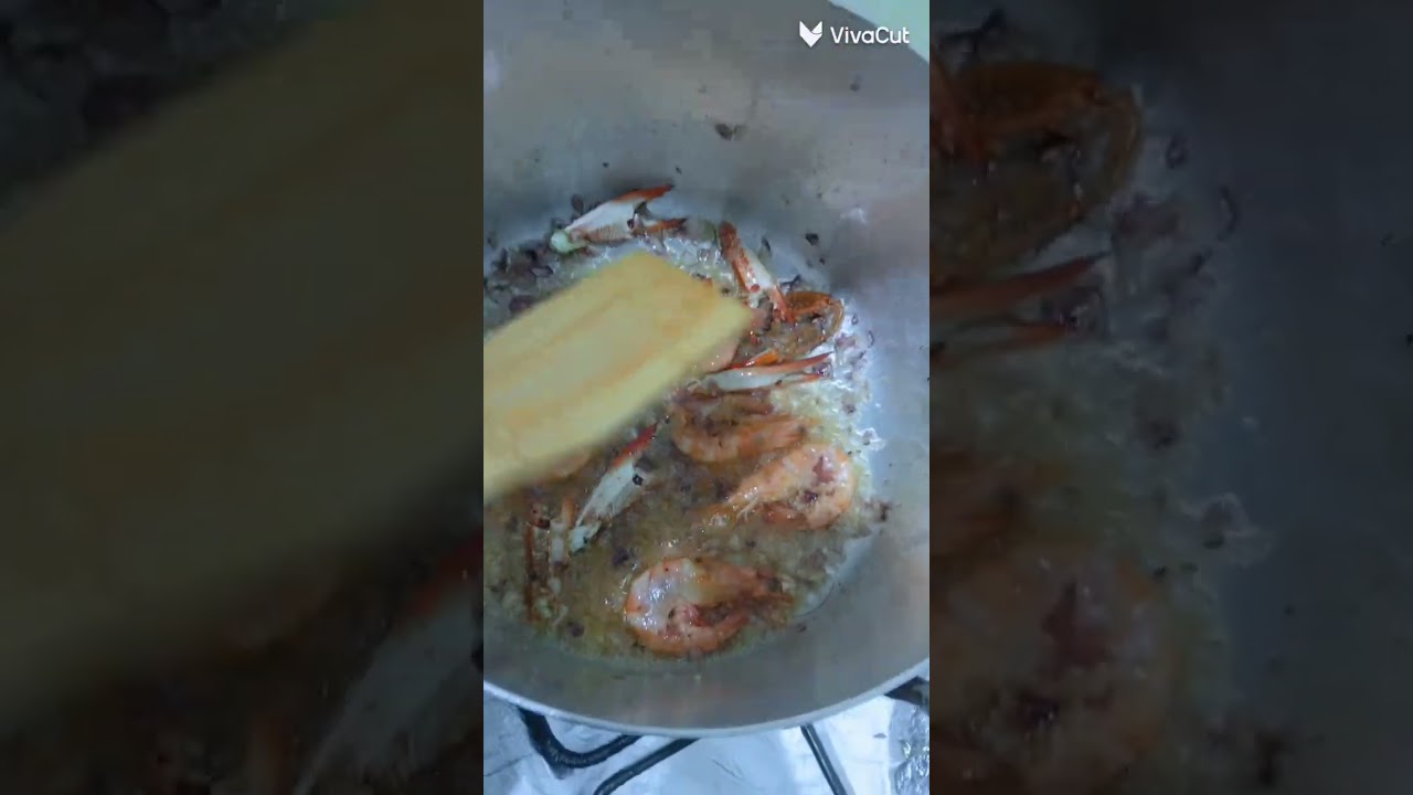 يالا بينا نعمل شوربه سي فود بدون كريمه ورز صياديه 🦐🦐🦀