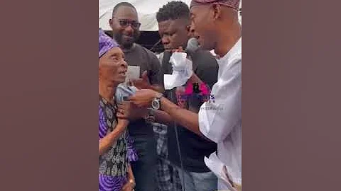 SEE WASIU AYINDE’S MOTHER DANCED WITH AYINDE MERENGE IN CELEBRATION OF OLORI OMOOBA CORONATION