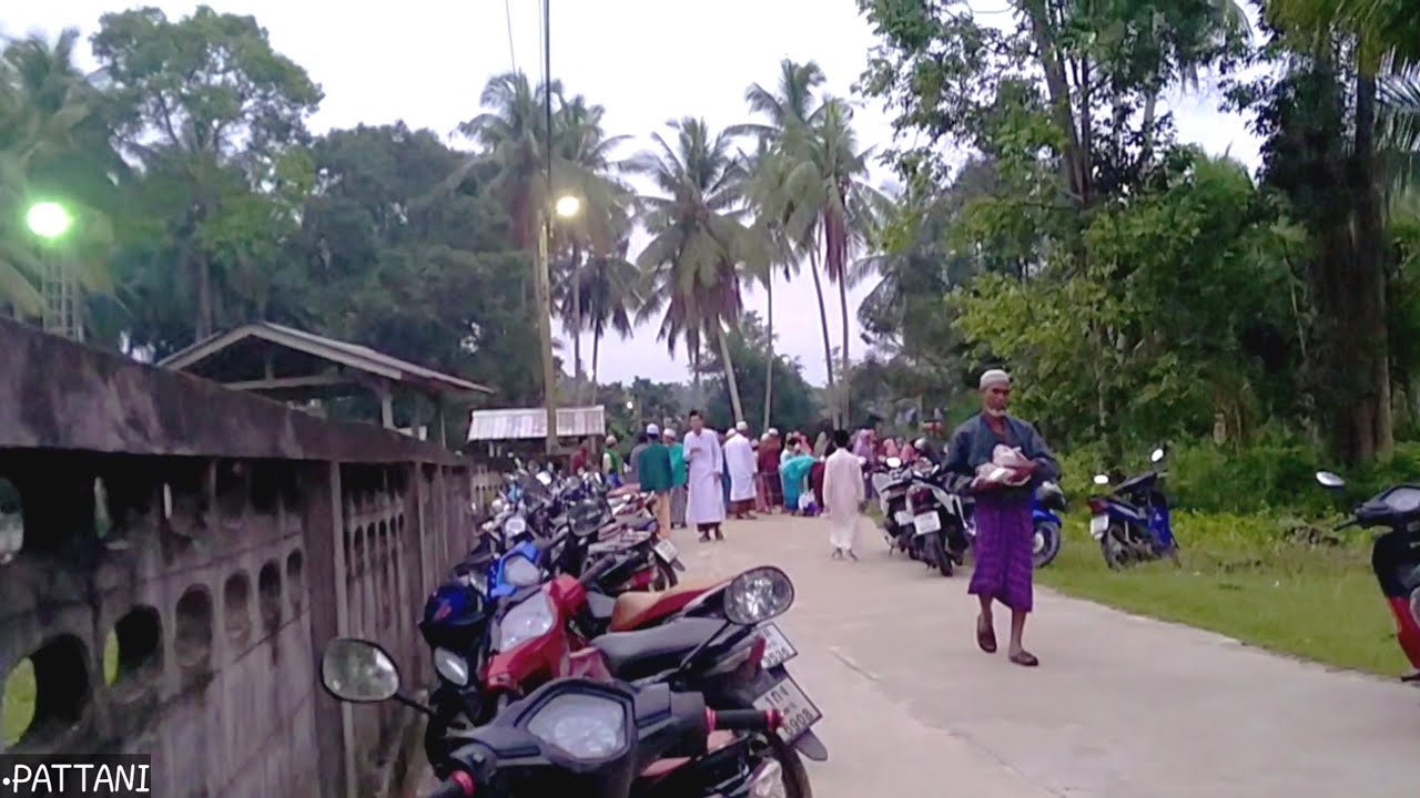 TRADISI UNIK SAAT LEBARAN HAJI DI PATTANI THAILAND