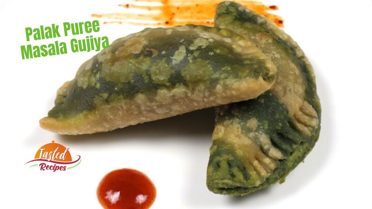 Palak Puree Masala Gujiya Recipe by TastedRecipes | Tasted Recipes