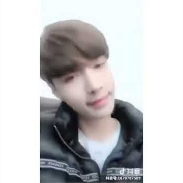 Tik tok Zhang Yixing LAY EXO
