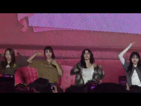 NAYEON JEONGYEON MOMO MINA DANCING TO BATTITUDE at TWICE FAN PARTY [ONCE UPON A THRILL]