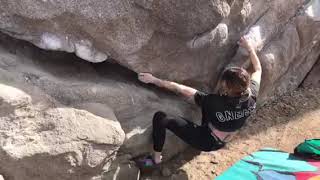 Ellison reverse traverse V6 bouldering okanagan