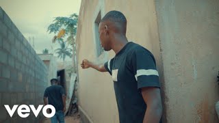 Chinholas_-_Kimuana Munene_( Videoclipe Officiel ) 4K