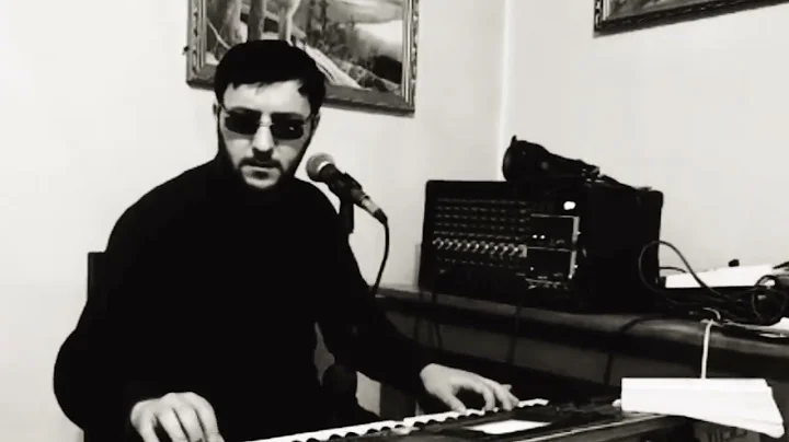 // //  //Andranik Tamrazyan Lchi Apin...